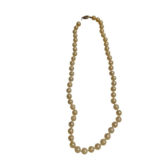 Pearls in good condition 14k clasp - Picture 1 of 5